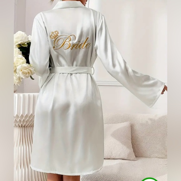 Bride robe - Picture 5 of 6